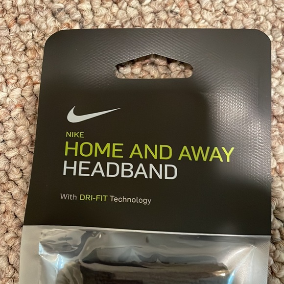 Nike home and away headband - Picture 3 of 4